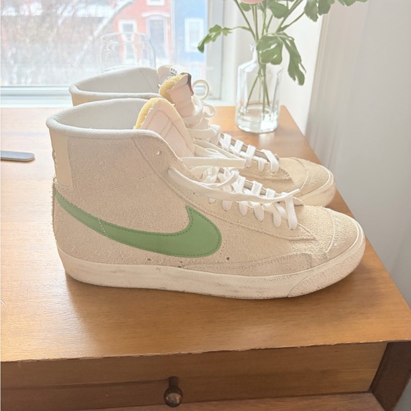 Nike Blazer Mid ‘77 muslin/coconut/milk/sail/chlorophyll like new sz 10 RARE - Picture 3 of 6